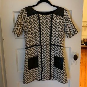 Anthropologie Tunic - Size XS